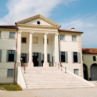 The silkworm, the Venetian villa, and gold